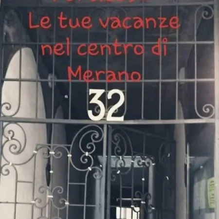 Portico 32 - Centro Apartment
